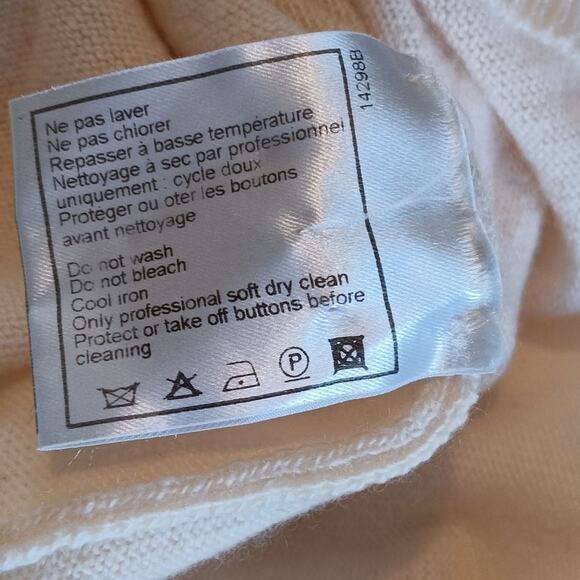 Chanel Paris Cashmere Cardigan Sweater Small Ivory Cream Button Up Back Floral - Picture 9 of 10